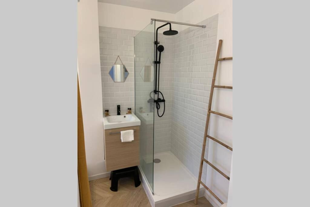 バンドールLes Bains De Mer Yourhosthelperアパートメント エクステリア 写真